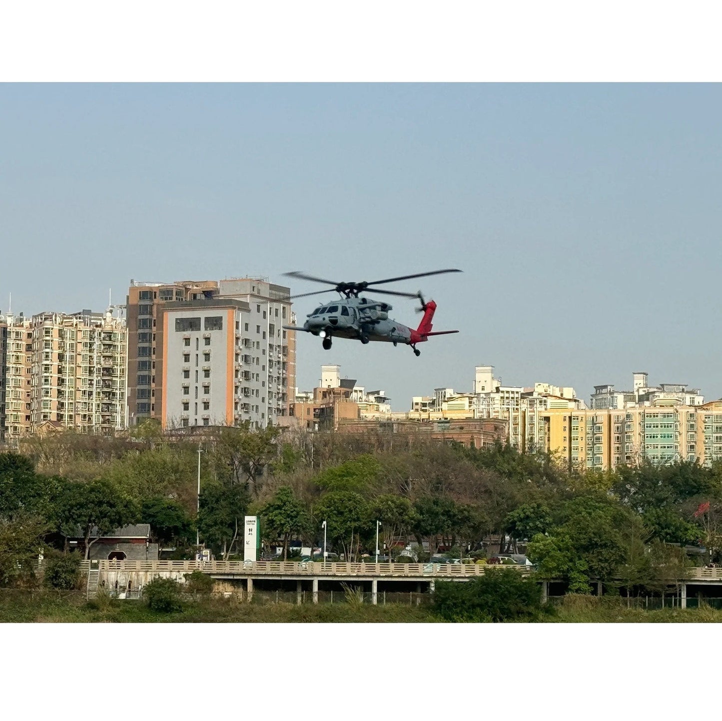 🔥 HOT SALE 49% OFF ✨ Yu Xiang F09H Sea Hawk UH-60 RC Helicopter with GPS Smart Control System